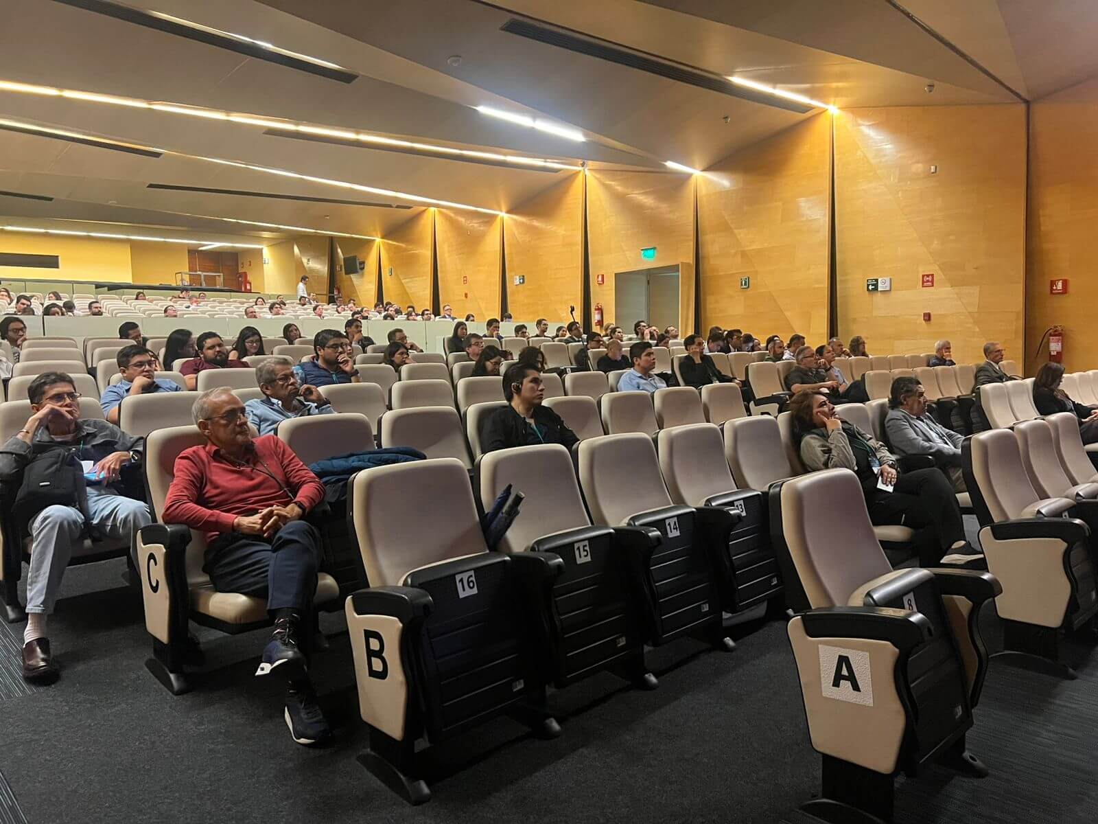 2DO. SIMPOSIO �AVANCES EN TERAPIA ENDOVASCULAR